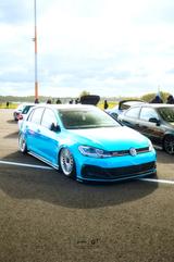 Volkswagen Golf 2.0TSI GTI TCR AIRRIDE 19Z SHOW AKRAPOVIC - : Allradantrieb, Show
