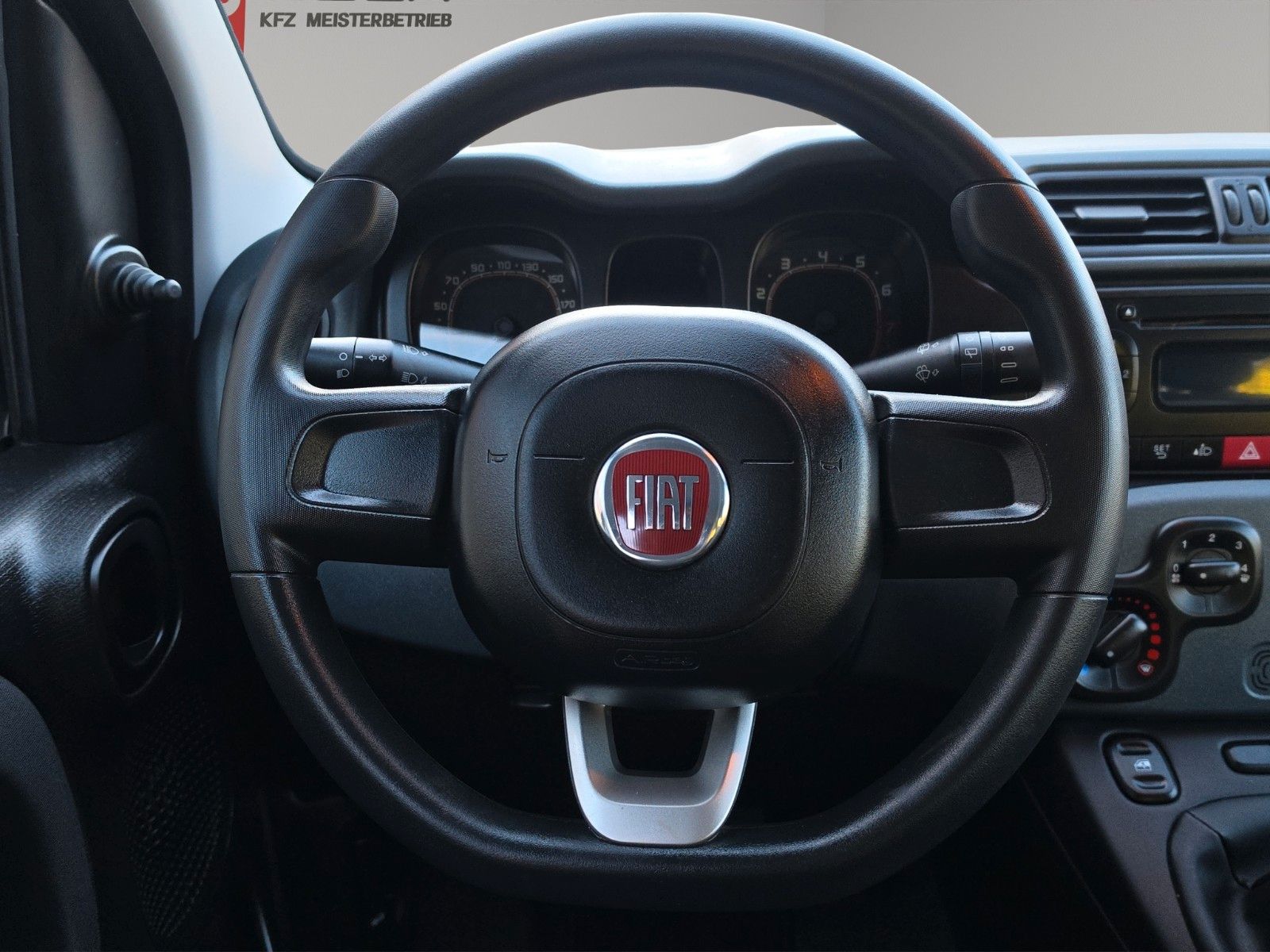 Fahrzeugabbildung Fiat Panda Easy AUS 1.HAND TÜV SERVICE NEU WENIG KM