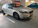 Volvo V40 bj. 2013 guter Zustand - Volvo V40 in Köln