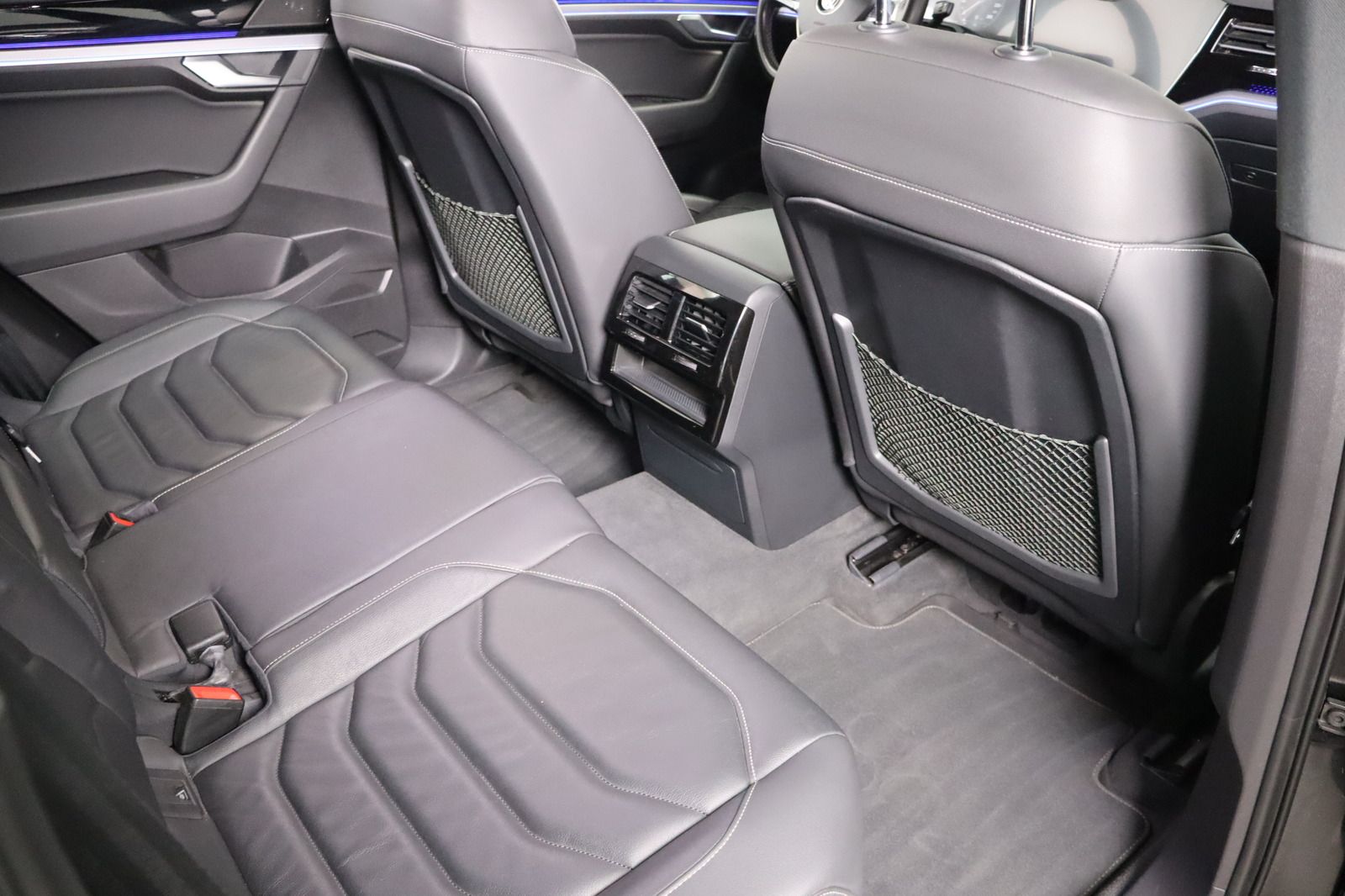 Fahrzeugabbildung Volkswagen Touareg * Standhzg./-lüftung * Memory * Matrix R