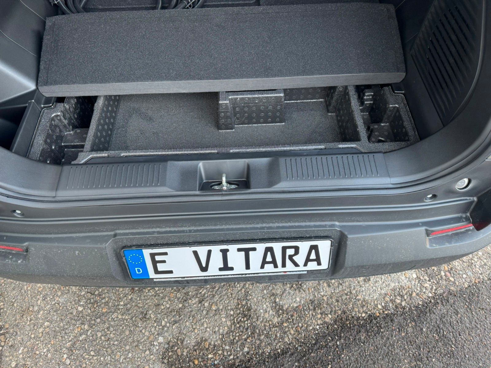 Suzuki e Vitara - Bild 9