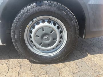 Fahrzeugabbildung Mercedes-Benz Sprinter II Kasten 316 CDI Aut. AHK Klima