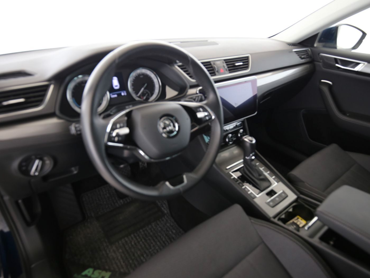 Skoda Superb - Bild 9