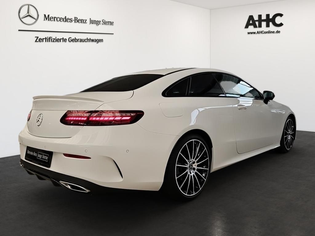 Fahrzeugabbildung Mercedes-Benz E 220 d Coupé AMG Night Pano ACC 360° Multibeam