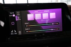 VW Golf 2.0 TDI R-Line | Pano | Matrix | Navi | ACC VW Golf 2.0 TDI R-Line | Pano | Matrix | Navi | ACC