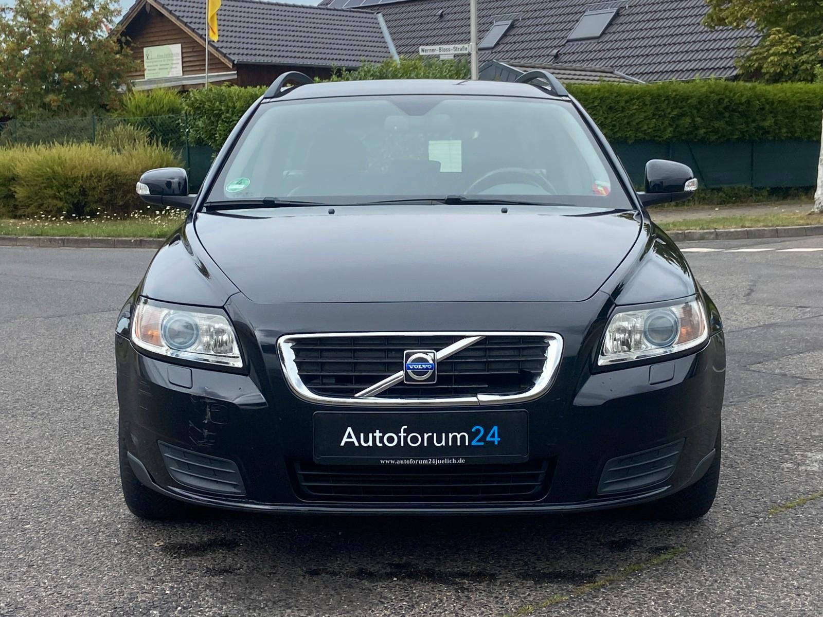 Volvo V50 2009 — photo 8