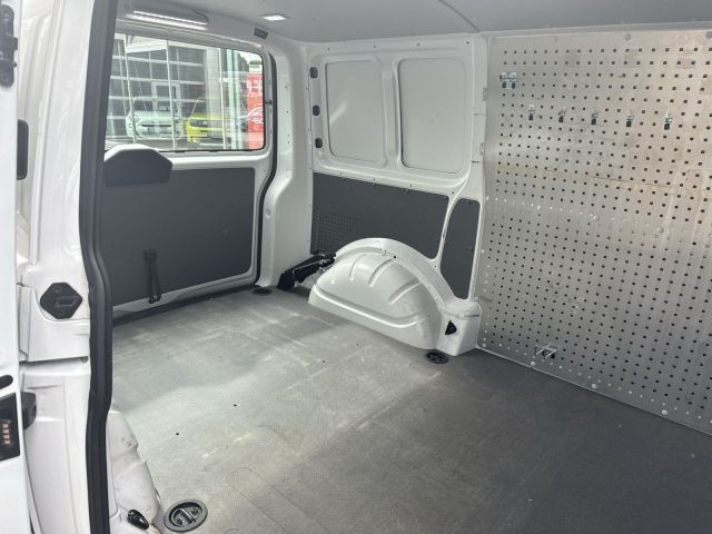Transporter Kasten 2.0 TDI 4MOTION NAVI KLIMA RF