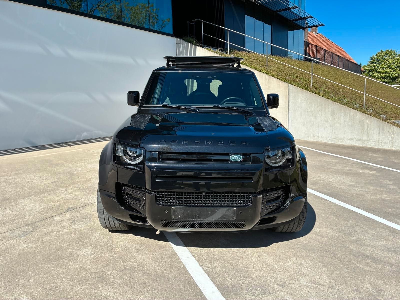 Land Rover Defender 110 SE imagem 2