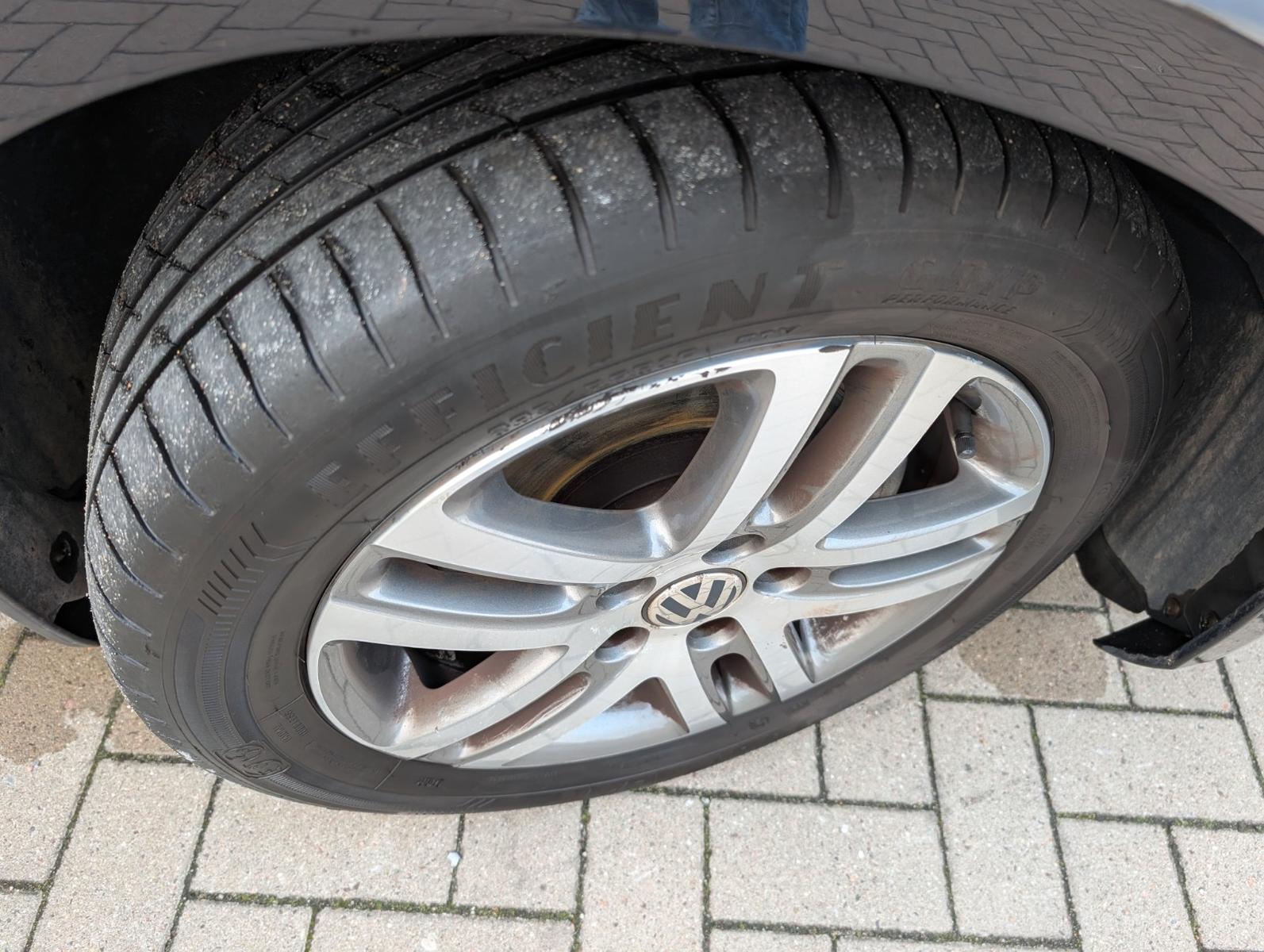 Volkswagen Golf 2011 — photo 26