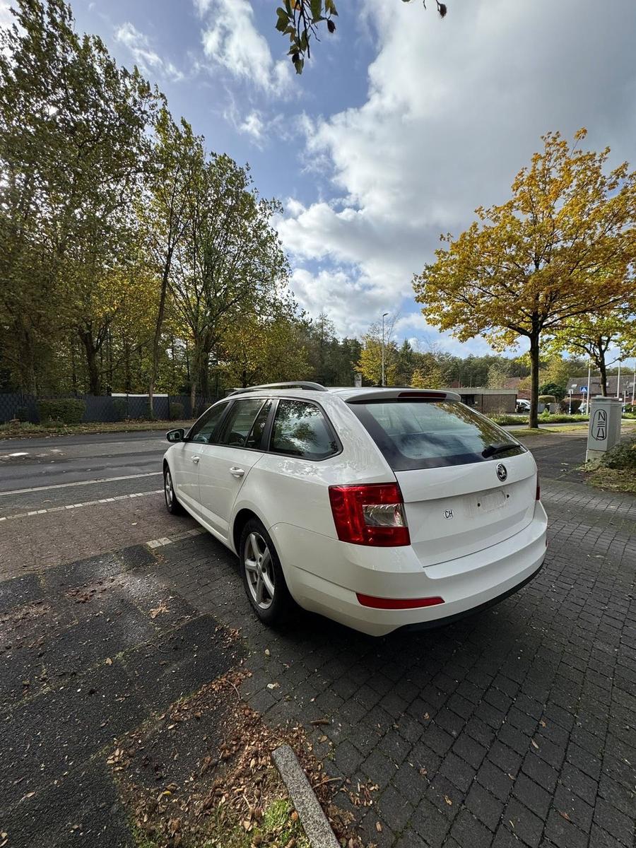 Skoda Octavia 2015 — engine 150 HP (110kW)