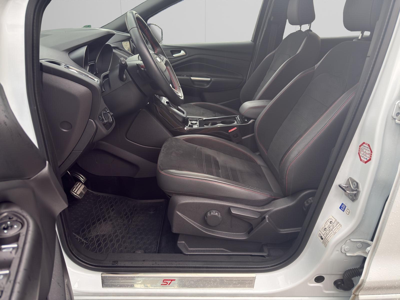 Ford Kuga ST-Line/Klima/Kamera/LED/Navi/PDC/Garantie