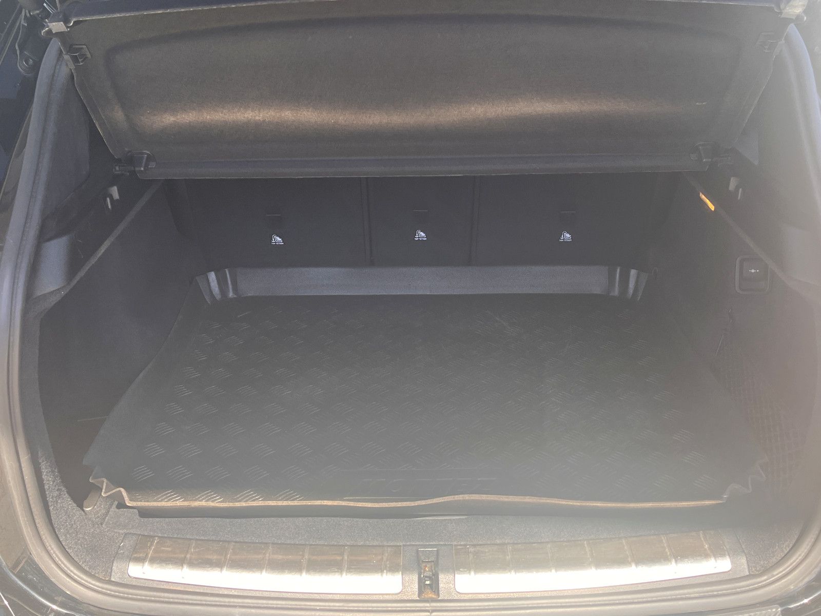 Fahrzeugabbildung BMW X1 xDrive25i Sport Line Steptronic