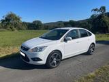 Ford Focus 1,6 Benzin 5-türer Limuousine - Ford Focus: Türer