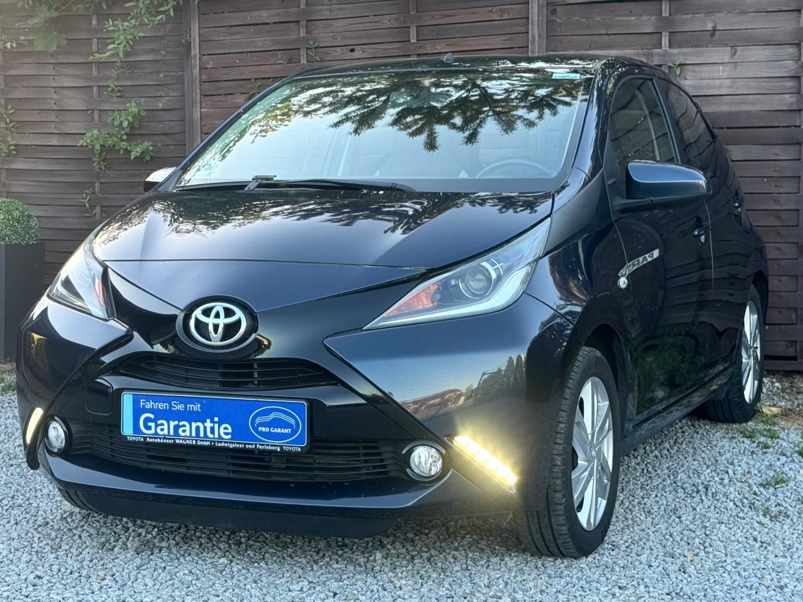 Toyota Aygo AYGO x-play touch/KLIMA/KAMERA/GARANTIE/