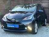 Toyota Aygo AYGO x-play touch/KLIMA/KAMERA/GARANTIE/ - Toyota: Blau, Aygo