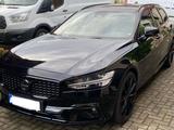 Volvo V90 B4 D R-Design AWD Ultimate Dark Mod 2022 - Volvo V90: Ultimate Dark