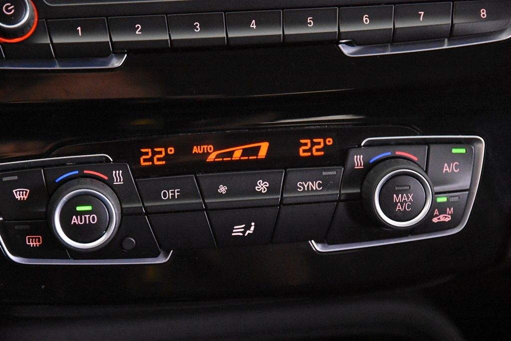 BMW X1 sDrive18i *1.Hand*Navi*Standheizung*EHK* foto 15
