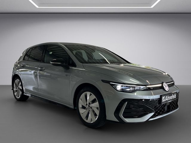 Golf VIII R-Line 1.5 eTSI DSG