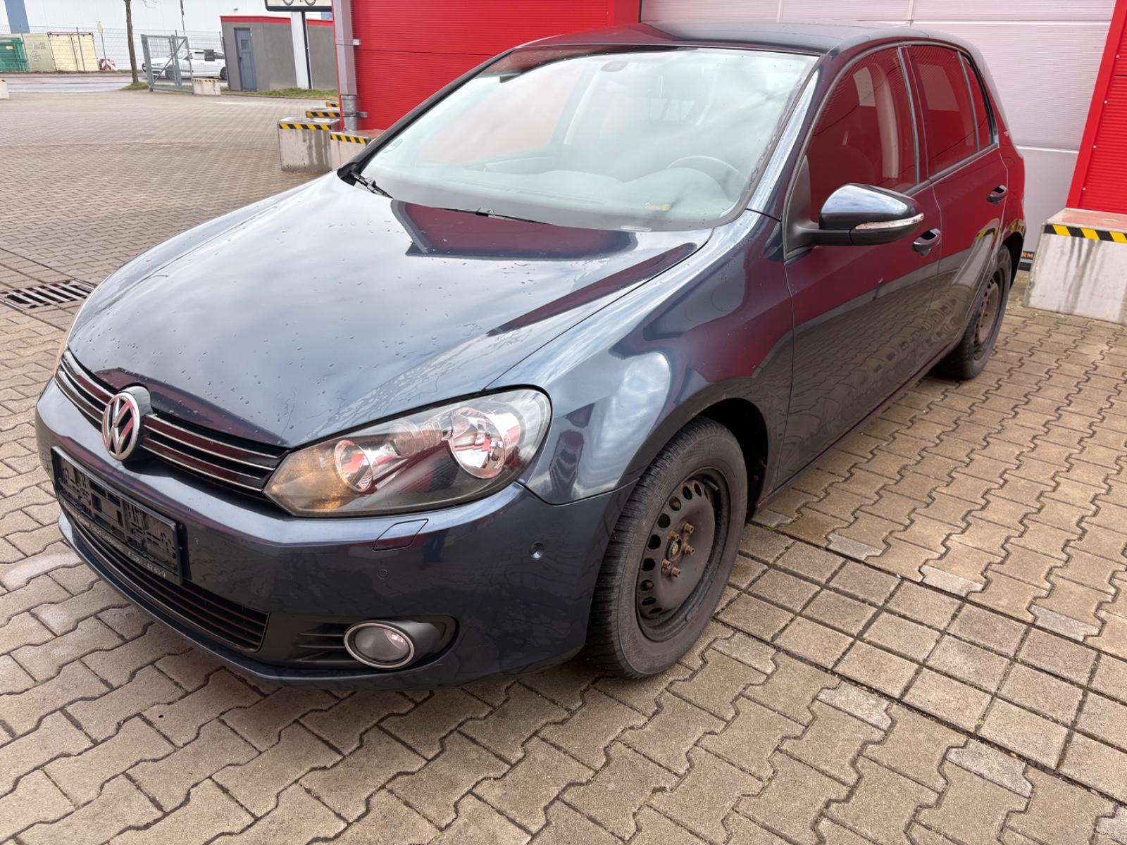 Volkswagen Golf 1.2 TSI Team 5-TÜREN/KLIMAAUTOMATIK/PDC/ALU