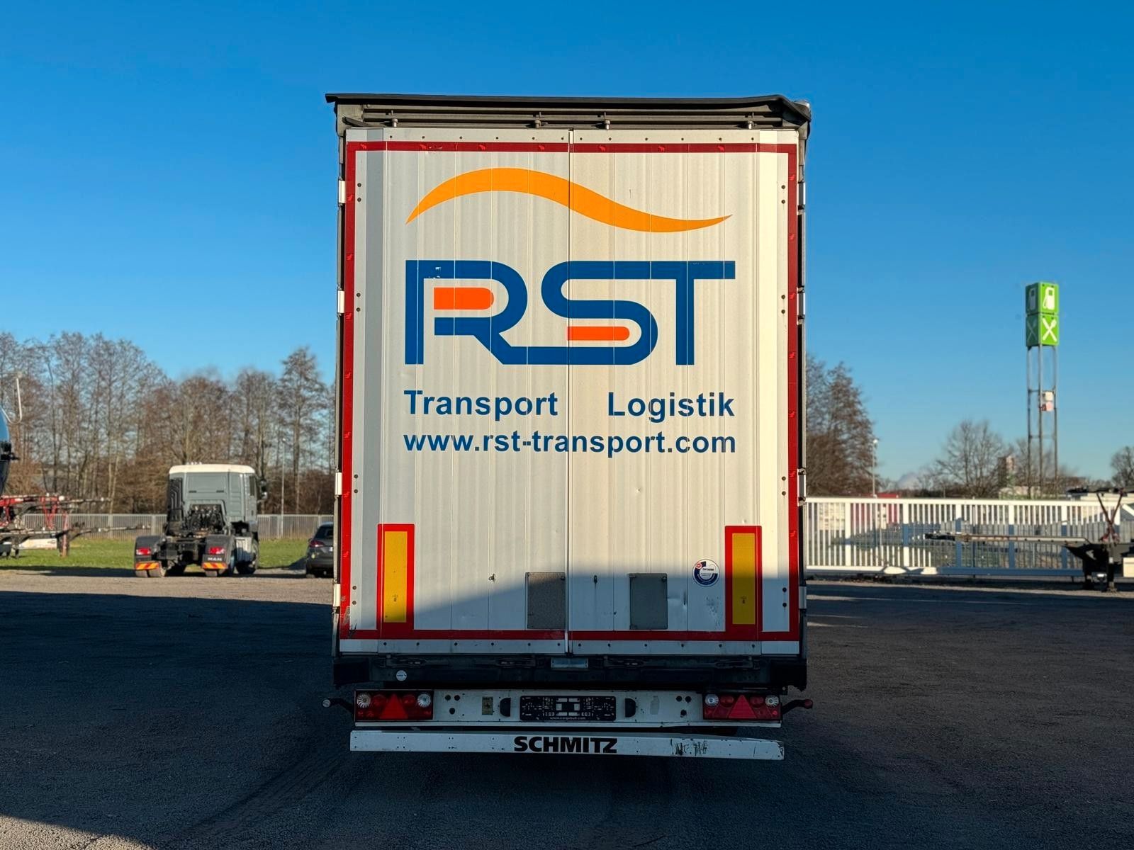 Fahrzeugabbildung Schmitz Cargobull SCS 24/L Plane&Spriegel Mega Edscha