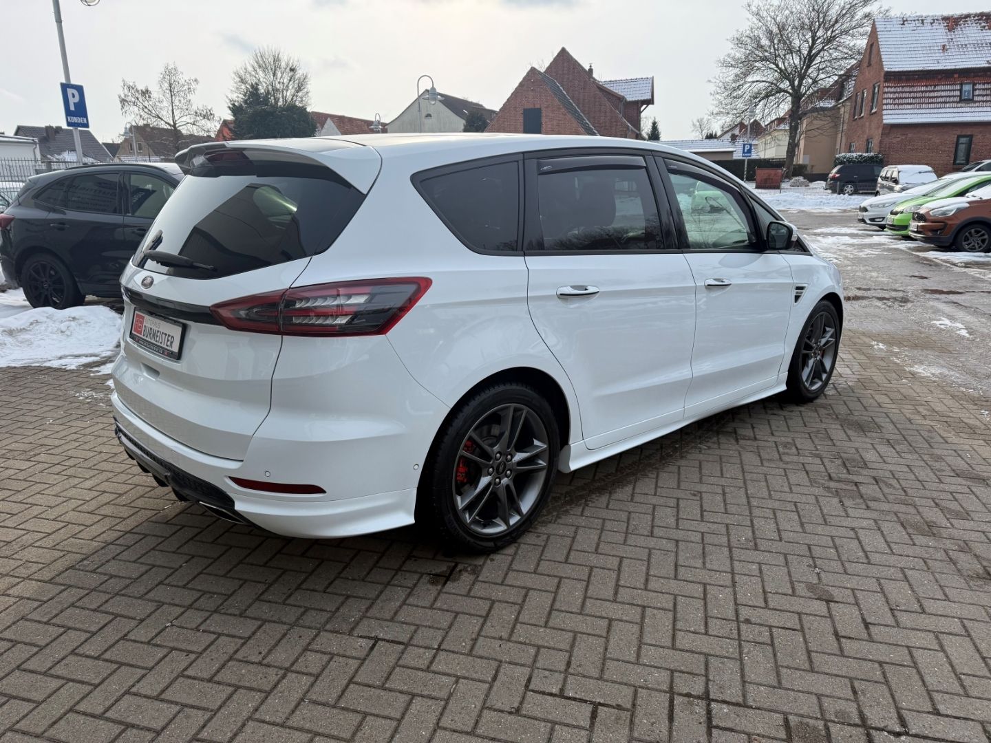 Fahrzeugabbildung Ford S-Max ST-Line ACC LED TWA RFK Pano AHK Navi el.