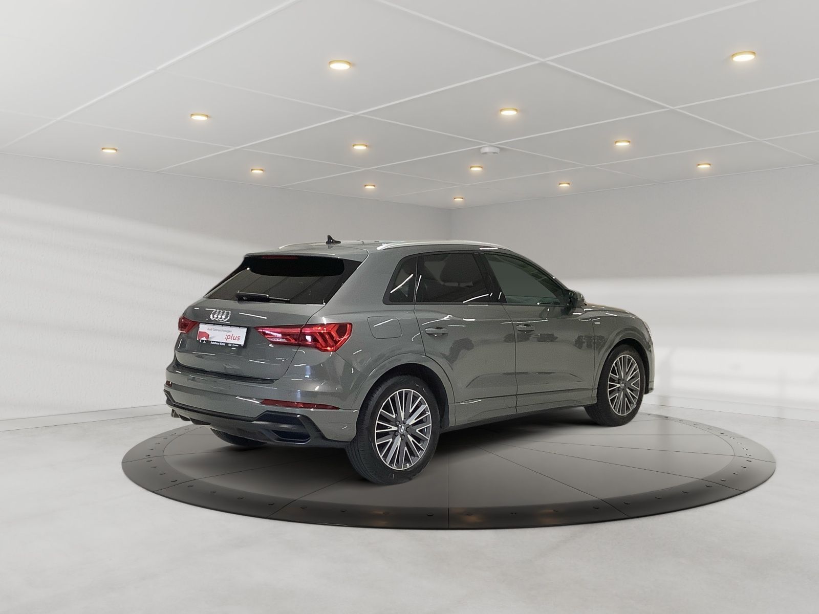 Q3 S line 45 TFSI quattro 169 kW,Navi,LED,elektr