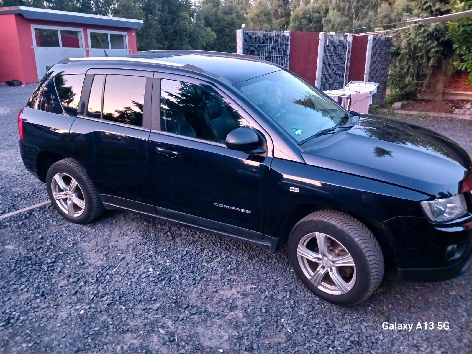 Jeep Compass 2011 — photo 6