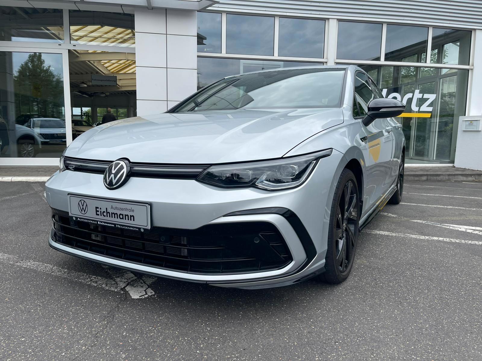 Volkswagen Golf VIII R-Line 2.0 TSI+DSG+LEDPlus+NAVI+AHK+AC