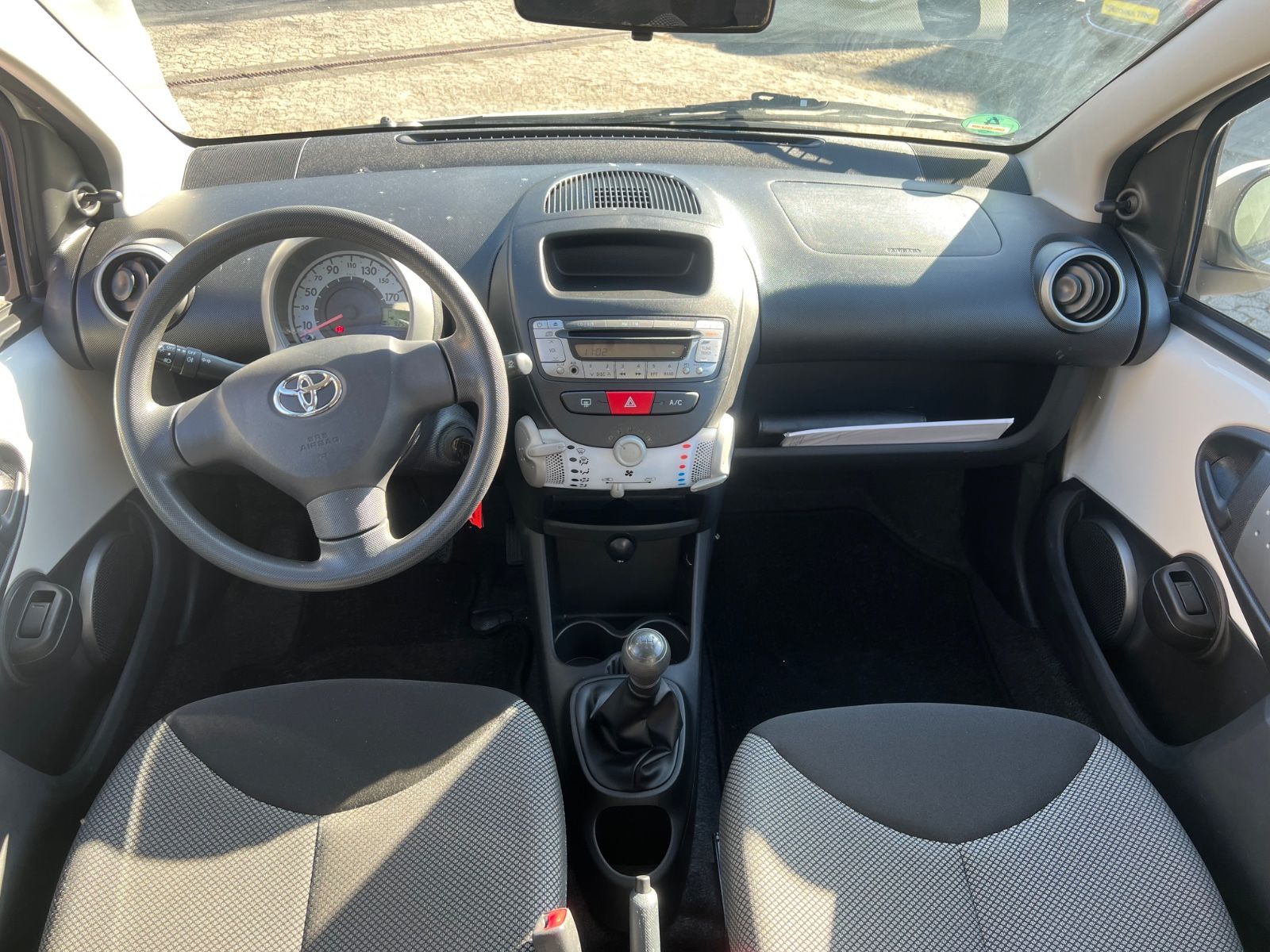 Fahrzeugabbildung Toyota Aygo AYGO Cool * 1.HAND *