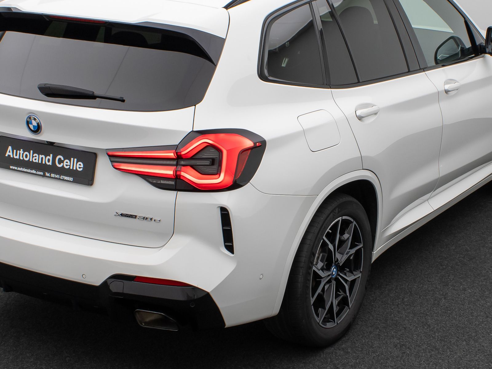 Fahrzeugabbildung BMW X3 xD30e M Sport Kamera DAB HiFi Fernlichtassist