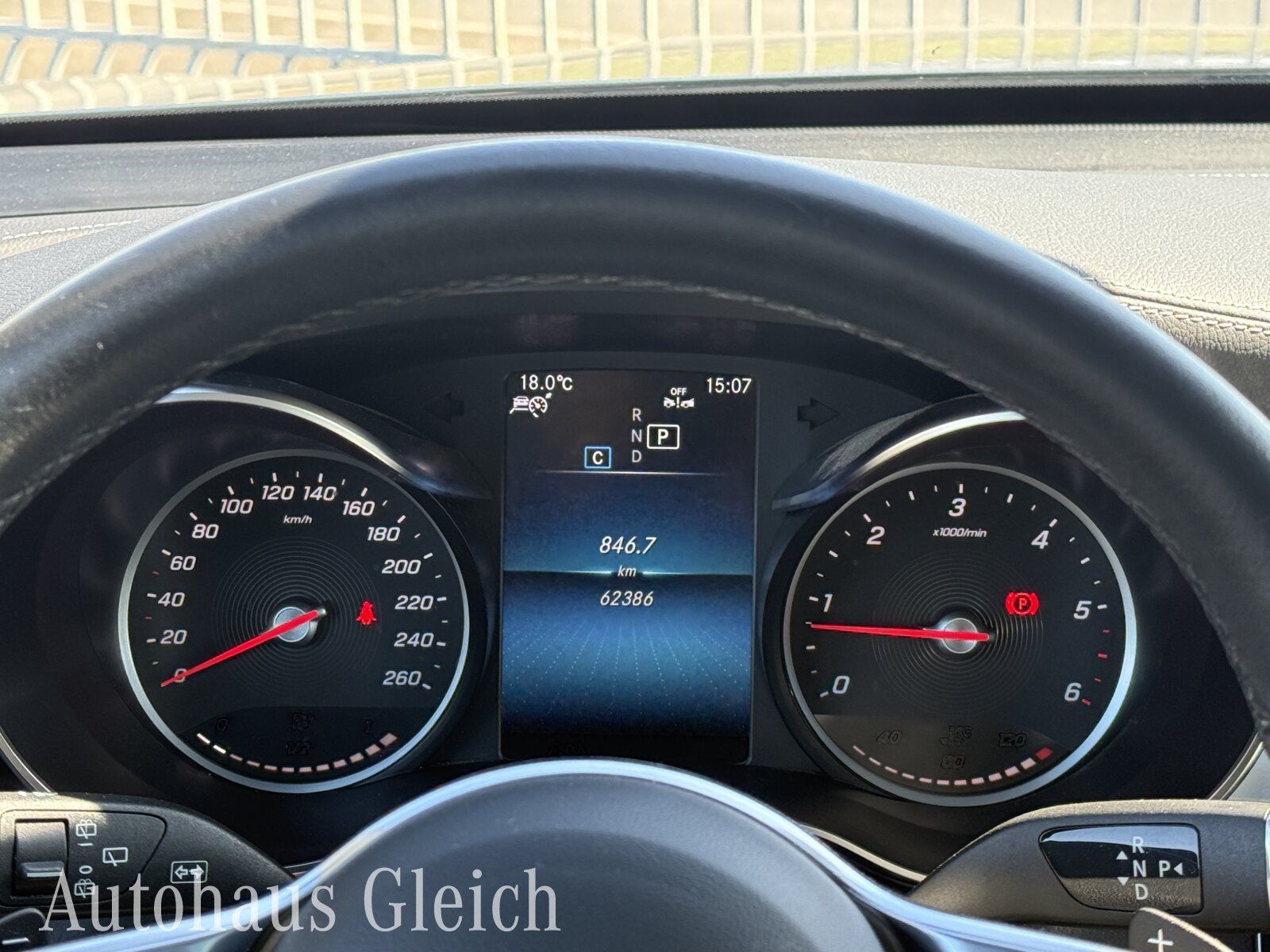 Fahrzeugabbildung Mercedes-Benz GLC 300 d 4Matic (EURO 6d) EXCLUSIVE Interieur
