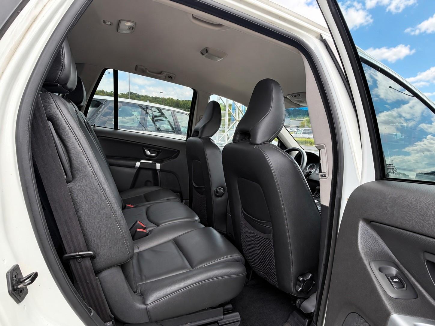 VOLVO XC90 - D5 - 7 PL - 200 CV - 4X4
