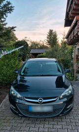 Opel Astra J 1.7 CDTI mit TÜV - Opel Astra aus 2012 mit Diesel-Antrieb: Limousine