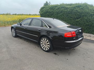 Audi A8 - 5