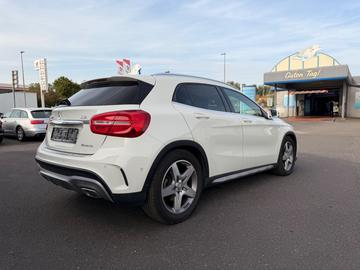 صورة 10 لـ 2014 Mercedes-BENZ GLA
