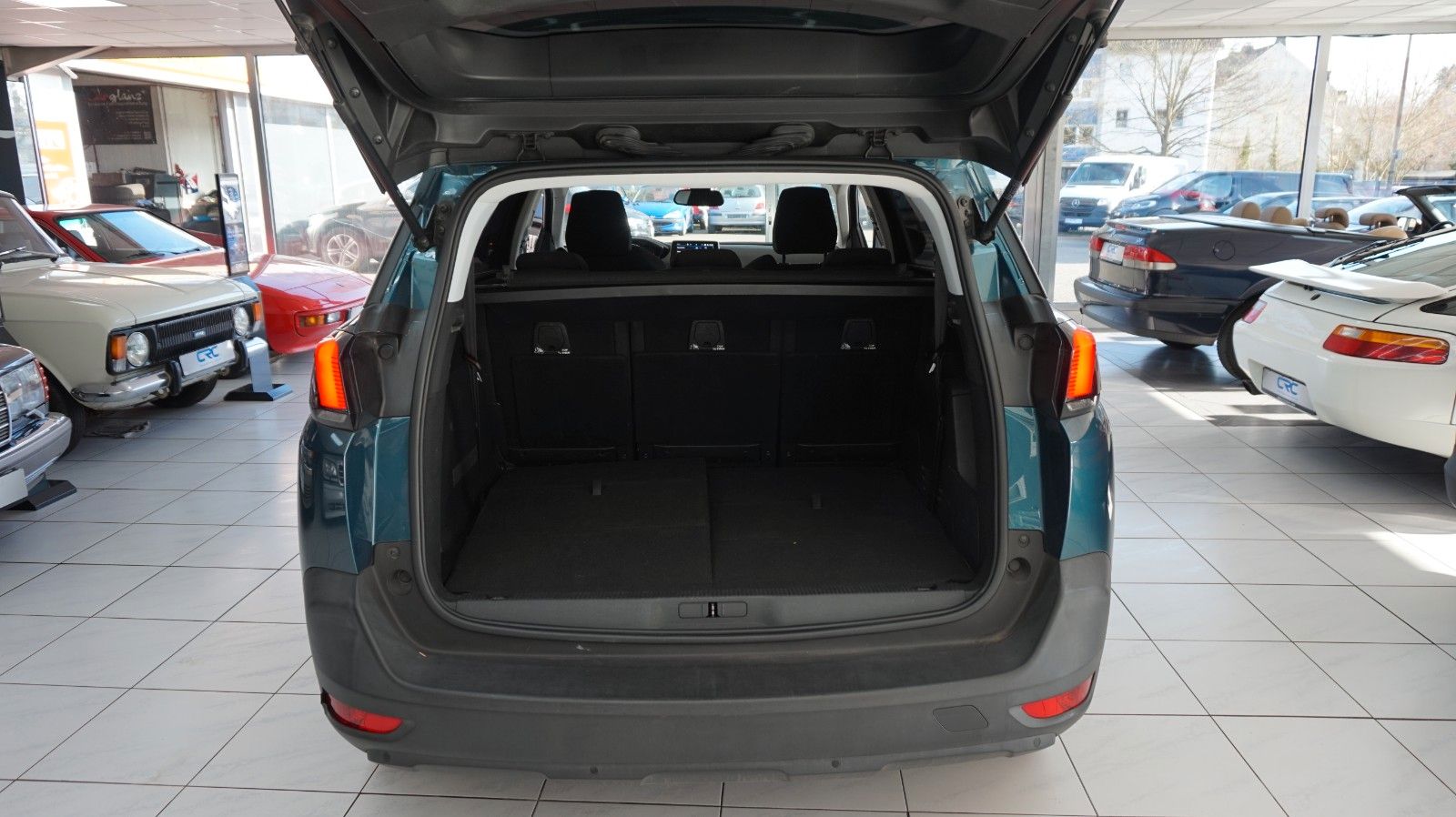 Fahrzeugabbildung Peugeot 5008 Active Business 7 Sitzer Scheckheftgepflegt