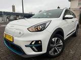 Kia Niro 64kWh|SOH97%|ServiceNeu|ACC|NAVI|SHZ|Wärmep - Kia: K9