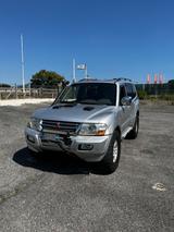 Mitsubishi VENDO 2 Mitsubishi Pajero 3.2 16V DI-D 5p. GLXve - Mitsubishi Pajero: 3.5