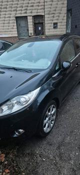 Ford Fiesta Mk6 Ghia Ausstattung 4Türer - Ford Fiesta aus 2009: Ghia