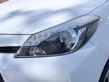 Toyota Yaris Hybrid Club Rückfahrkamera/ SHZ/ Automatik - Toyota Yaris: Club