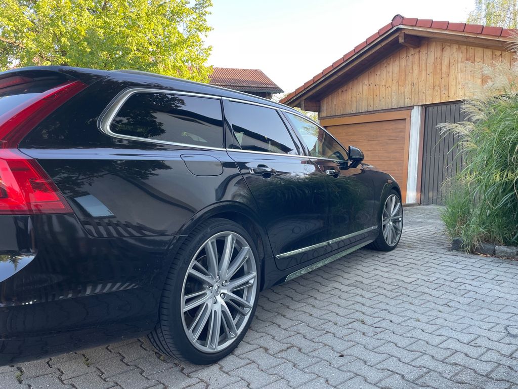 Image of Volvo V90
