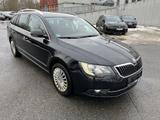 Skoda Superb 2.0 TDI Elegance Green tec 4x4 - Skoda Superb: Kombi, Elegance