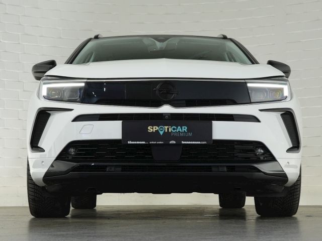 Grandland GSe PHEV 4X4 AT+AHK+NAVI+360 GRAD KAME