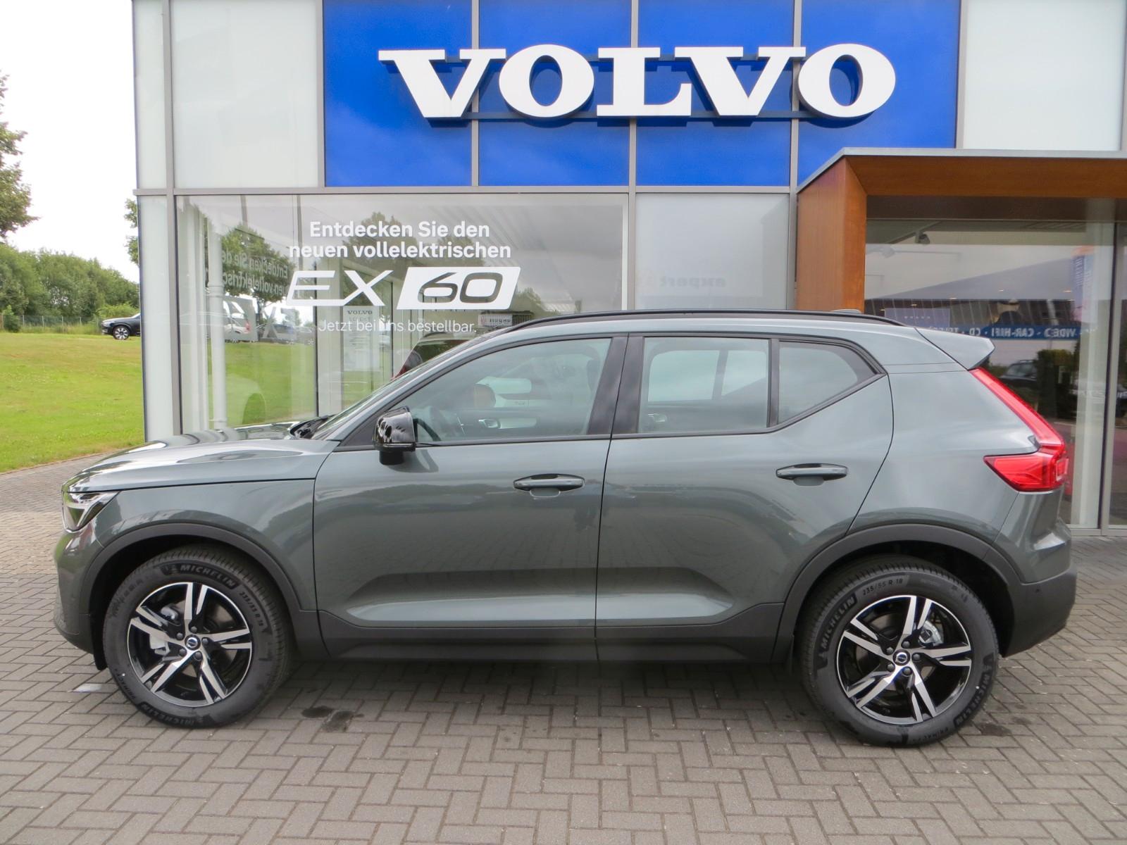 Volvo XC40 B3 Plus Dark DCT 360° KAM AHK