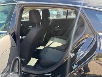 Mercedes CLA 200 - 8