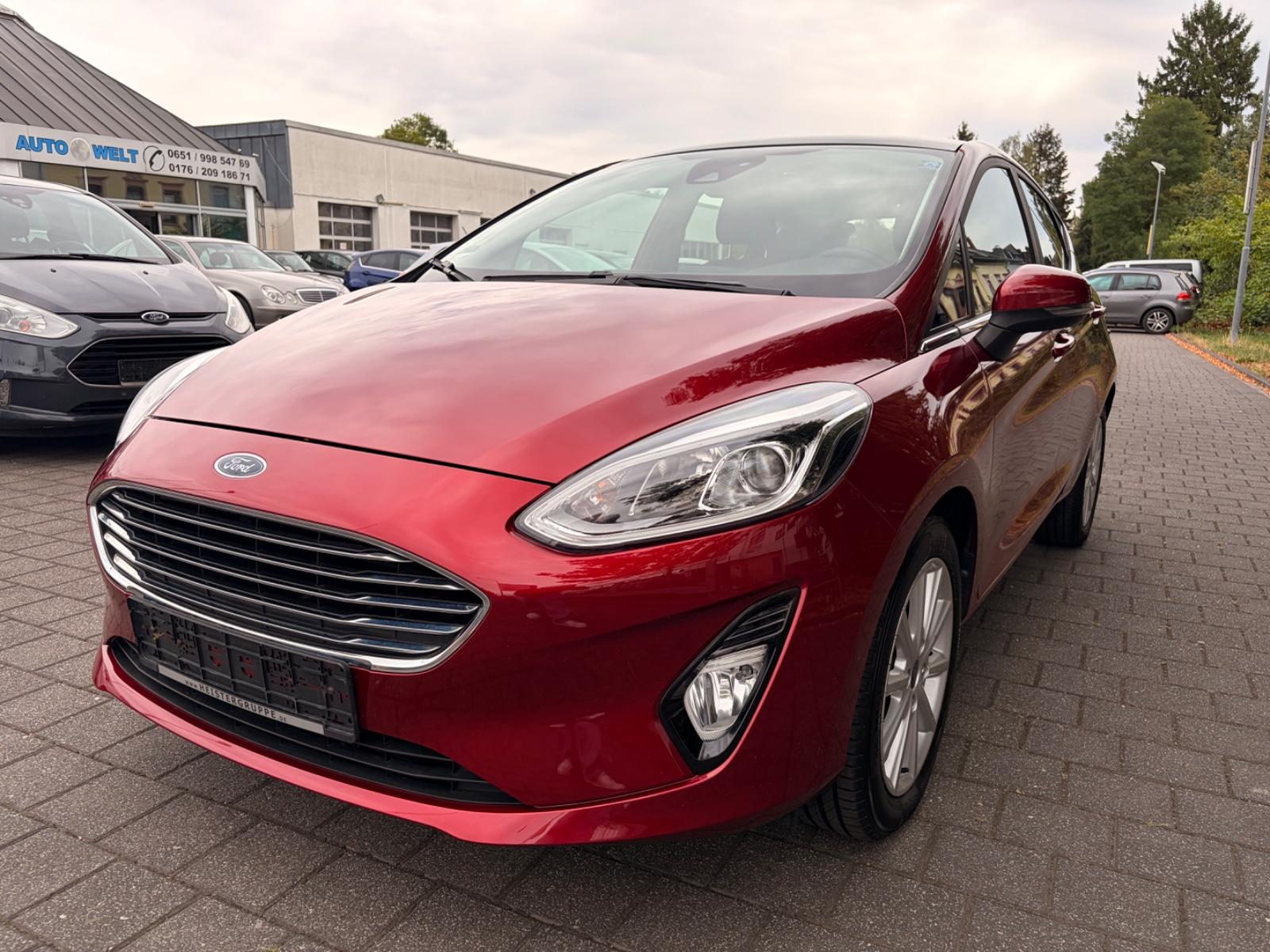Ford Fiesta Titanium/PANORAMA/PDC/EURO6