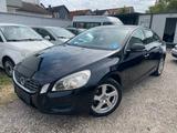 Volvo S60 Lim. Momentum Automatik - Volvo S60: Momentum
