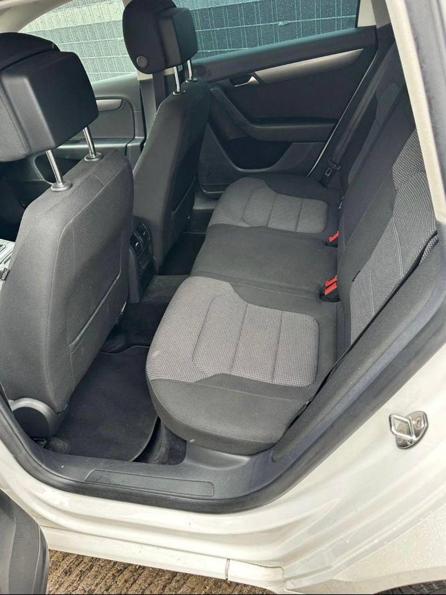 Volkswagen Passat 2012 — photo 5