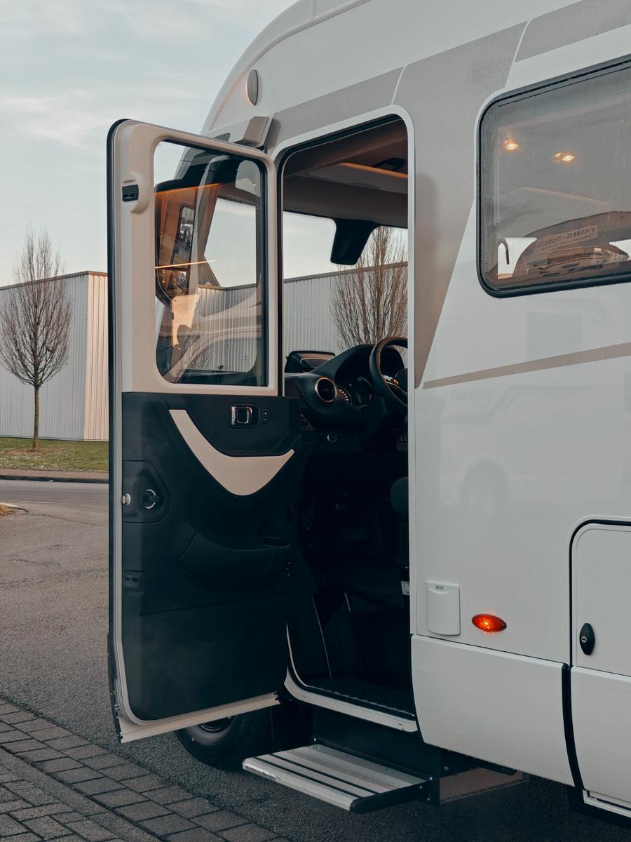 HYMER / ERIBA / HYMERCAR B-KLASSE MC I 580 - SIE SPAREN ÜBER 27.000 € !!!