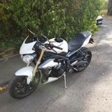 Triumph Street Triple 675  - TRIUMPH GEBRAUCHT STREET TRIPLE